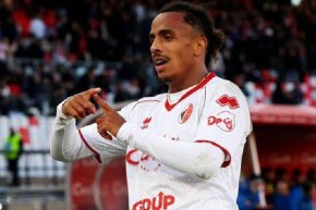 دورفال ممرّرا حاسما ويساهم في فوز مهمّ لباري في “السيري 2”