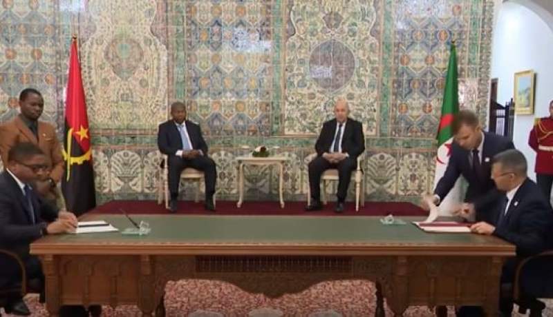 الجزائر وأنغولا توقّعان حزمة اتفاقيات تعاون