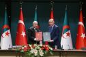 الرئيس تبون ونظيره أردوغان يشرفان على توقيع اتفاقيات ومذكرات تفاهم جديدة
