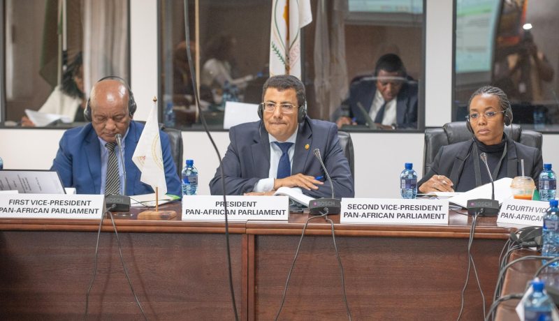 انعقاد أول اجتماع للمكتب السابع للبرلمان الإفريقي برئاسة بوطبيق