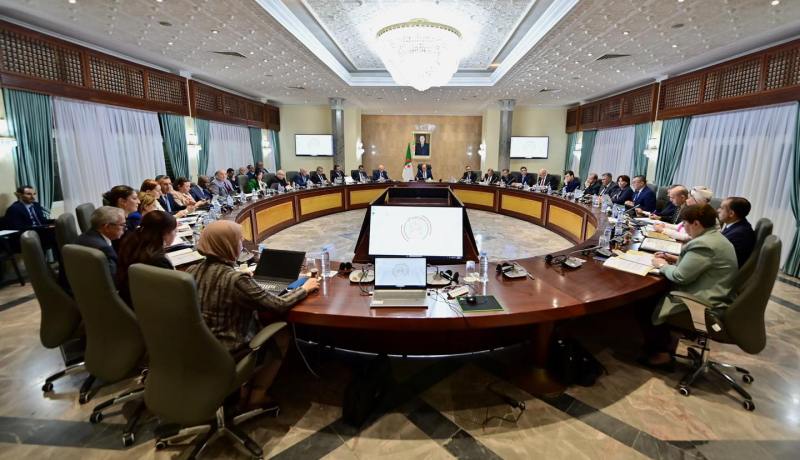 الحكومة تسرّع الرقمنة.. مشروع وطني جديد لدعم اتخاذ القرار