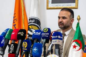 فريد ملولي: “سنُعيد وفاق سطيف إلى منصات التتويج ونستقدم أفضل اللاعبين”