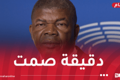 رئيس أنغولا يضع اكليلا من الزهور بمقام الشهيد