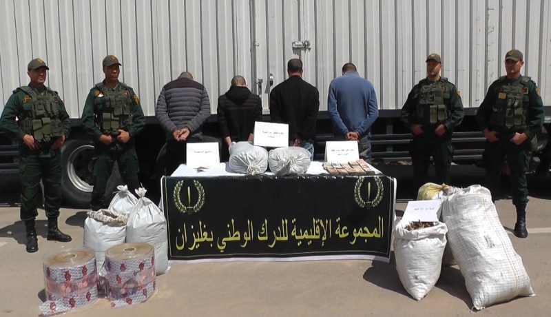 الدرك الوطني يحجز 136 قنطارًا من الشمة المغشوشة ويوقف 4 أشخاص بغليزان