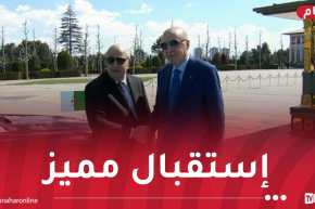 رئيس الجمهورية يصل إلى المجمع الرئاسي بالعاصمة التركية أنقرة