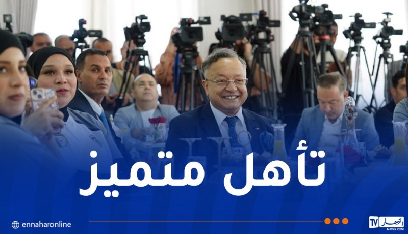 تنظيم حفل على شرف منتخب كرة اليد إناث للجمعية الرياضية لجامعة بسكرة