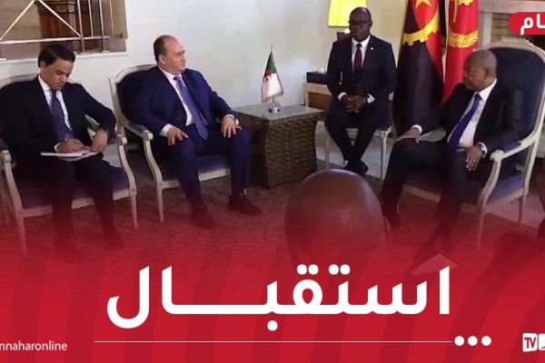 رئيس جمهورية أنغولا يستقبل بمقر إقامته الوزير الأول