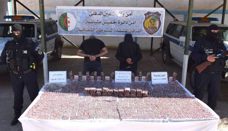 عين الدفلى: حجز أكثر من 14 ألف قرص مهلوس وتوقيف شخصين بخميس مليانة