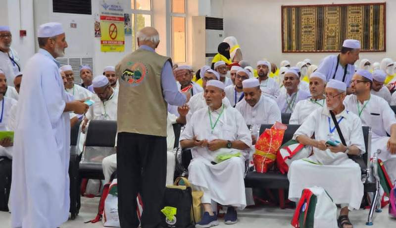 غرداية.. انطلاق أول رحلة للحجاج نحو المدينة المنورة