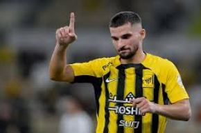 عوار يوجه رسالة اعتذار لجماهير الاتحاد