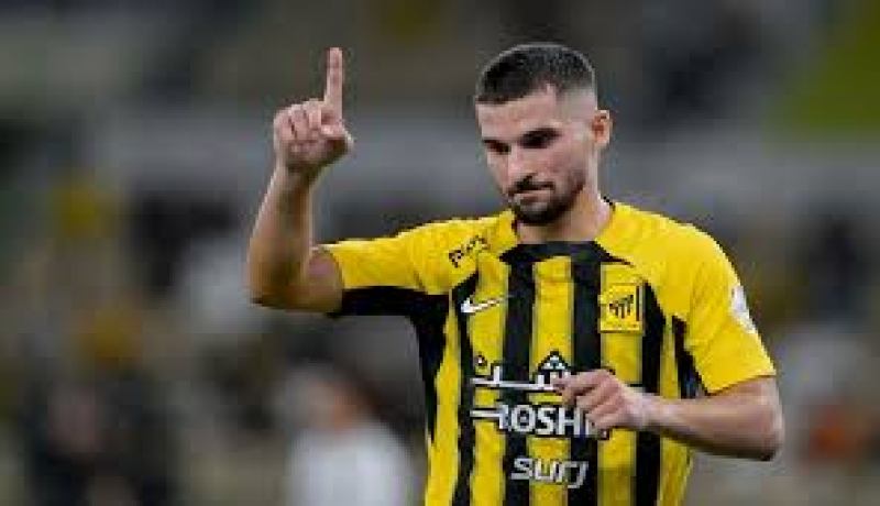 عوار يوجه رسالة اعتذار لجماهير الاتحاد