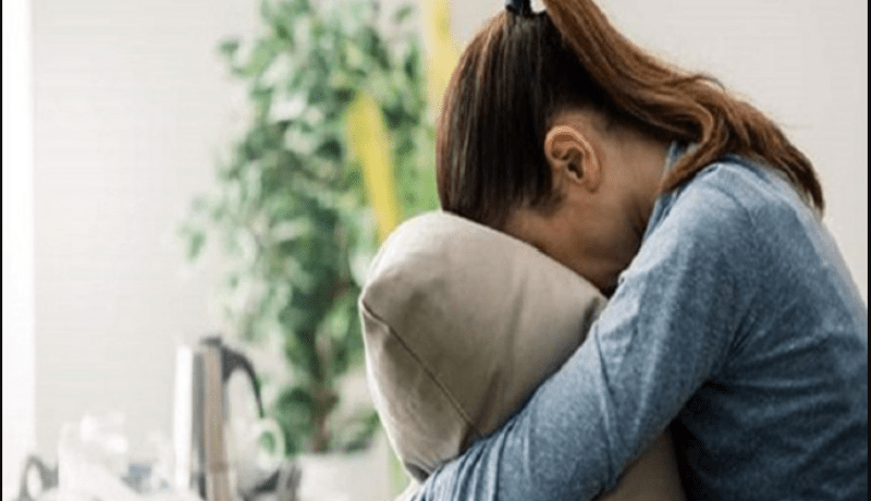 مكلومة أنا بسبب ابنتي الوحيدة