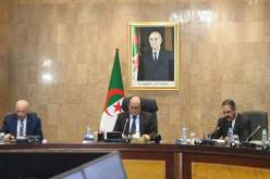 الوزير الأول يترأس اجتماعا للحكومة