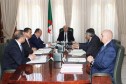 الرئيس تبون يترأس اجتماع عمل خُصِّص للمشاريع المُهَيكَلة في قطاع المحروقات