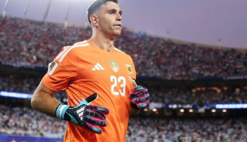 مارتنيز: “المنتخب الجزائري جيد وسيفوز على الأردن والنمسا”