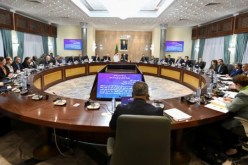 الوزير الأول يترأس اجتماعا للحكومة