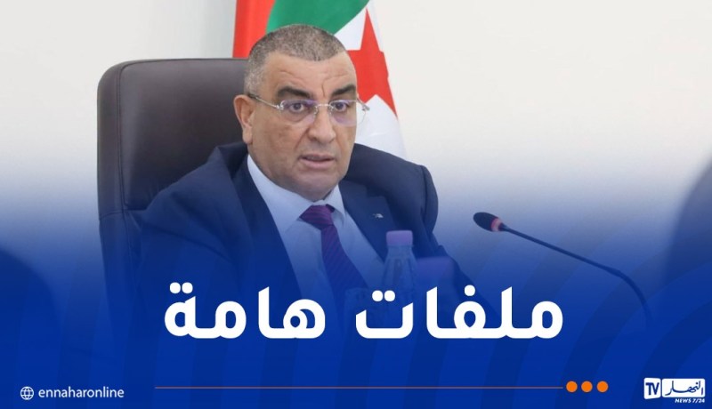 خط السكك الحديدية الجزائر-تمنراست وملفات أخرى على طاولة اجتماع هام لجلاوي