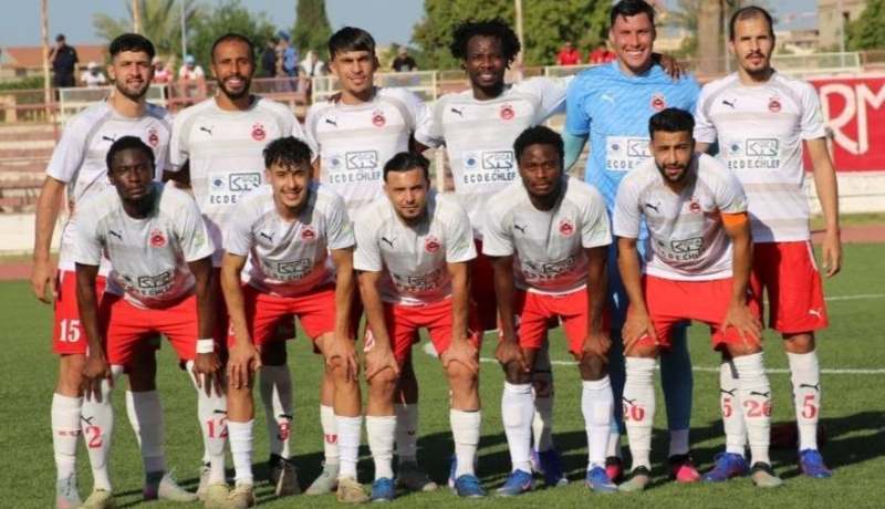 أولمبي الشلف يجدد عقد المدرب بلعيد ويضم 4 لاعبين