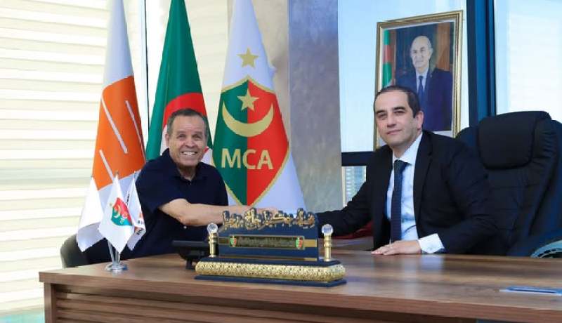 بوعلام شارف مديراً فنياً لمولودية الجزائر بعقد لثلاثة مواسم