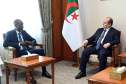 الوزير الأول يستقبل وزير الخارجية السنغالي ويؤكدان تعزيز التعاون الثنائي
