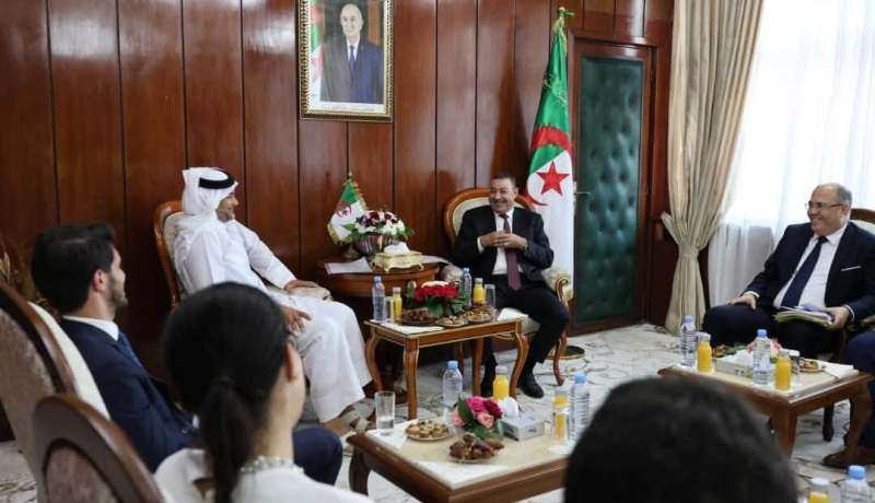 وزير الداخلية يؤكد مرافقة مشروع “بلدنا الجزائر” وتوفير كل أشكال الدعم لإنجاحه