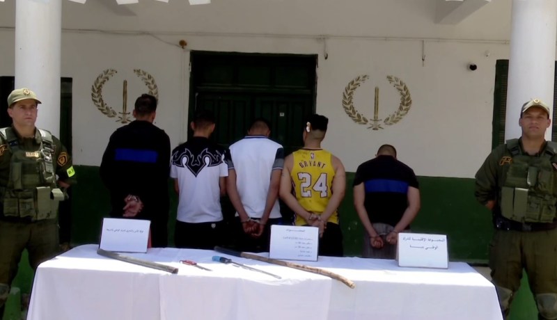 تبسة.. تفكيك عصابة أحياء من 5 أشخاص وحجز أسلحة بيضاء وكوكايين