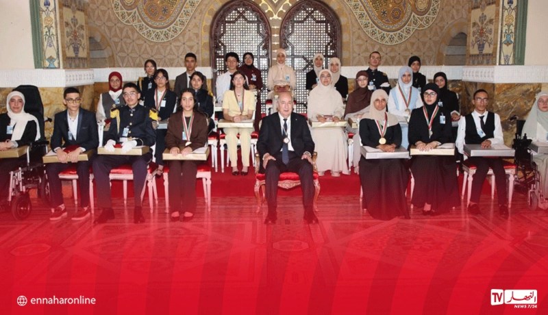 رئيس الجمهورية يشرف على تكريم الناجحين في شهادتي “الباك” و”البيام”