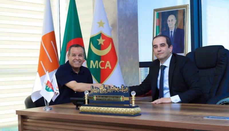 شارف: “مولودية الجزائر سجلت قفزة نوعية بفضل كفاءت مسؤوليها”