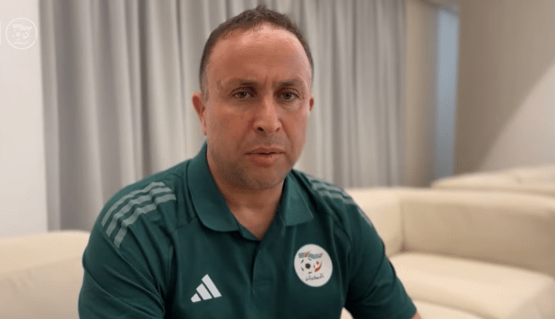 غيموز يستدعي 30 لاعبا لتربص المنتخب الوطني لأقل من 17 عاما