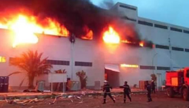 قسنطينة.. إصابة 8 أشخاص في حريق بمصنع لتحويل البلاستيك في عين عبيد