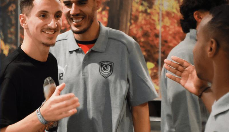 بالفيديو.. بولبينة يلتحق بمعسكر الدحيل بهولندا