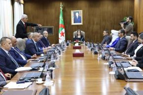 بوفدش تحدد مهام نوابها التسعة