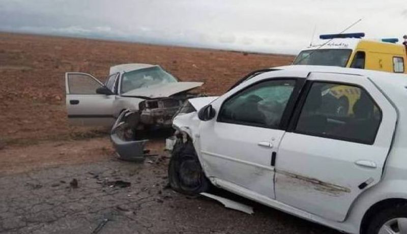عين وسارة.. 5 جرحى في اصطدام بين سيارتين بسيدي لعجال