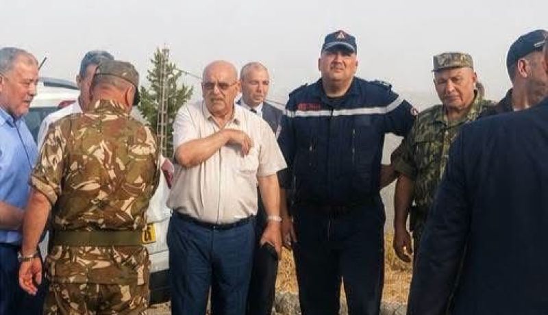 والي المدية يقف ميدانيا على عمليات إخماد حريق تابلاط وتأمين الساكنة