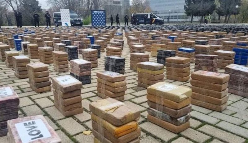 44 موقوفًا و21 طنًا من الكوكايين.. تفاصيل أكبر عملية تهريب بدعم من مستثمرين في دبي