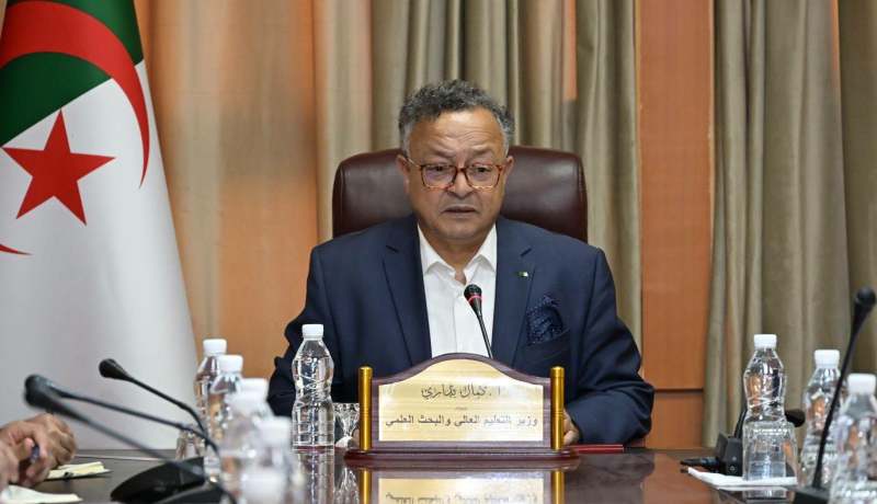بداري يتابع توفير كافة الشروط بجامعة هواري بومدين تحسبا للدخول الجامعي