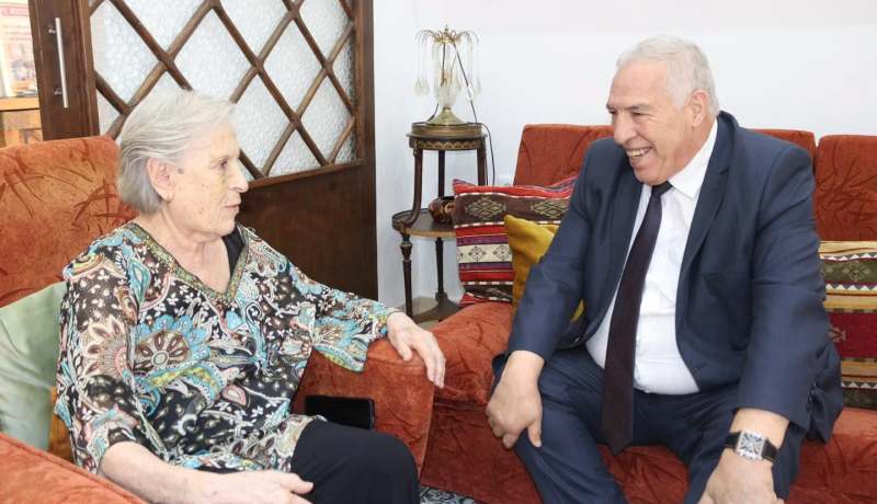 وزير المجاهدين يزور المجاهدة الرمز زهية خرف الله