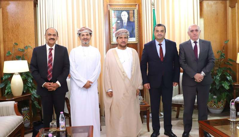 الجزائر وعمان تطلقان مشروع توسعة مصنع أرزيو ورفع إنتاج الأمونيا واليوريا