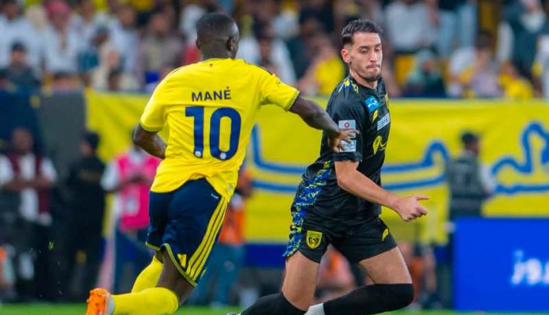 بلعيد يتلقى هزيمة جديدة مع التعاون أمام النصرالسعودي