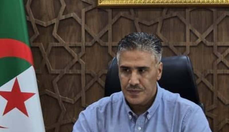 وزير السكن يأمر بإعداد مقررات منح الإعانات المالية للعائلات المتضررة من الحرائق