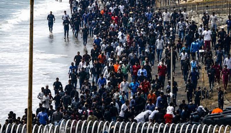 وفاة 67 مهاجرا غير شرعي.. إسبانيا ترفع التأهب الأمني على حدود سبتة ومليلية