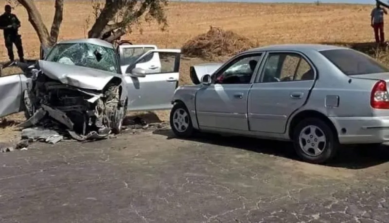 برج بوعريريج.. 5 جرحى في اصطدام بين سيارتين برأس الواد 