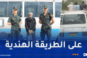 سكيكدة.. توقيف سائق حافلة تويوتا قام بنقل ركاب فوق السطح