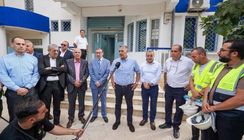 وزير السكن يتنقل إلى جيجل ويتابع شخصيا اجراءات التكفل بالأضرار والمتضررين من الحرائق