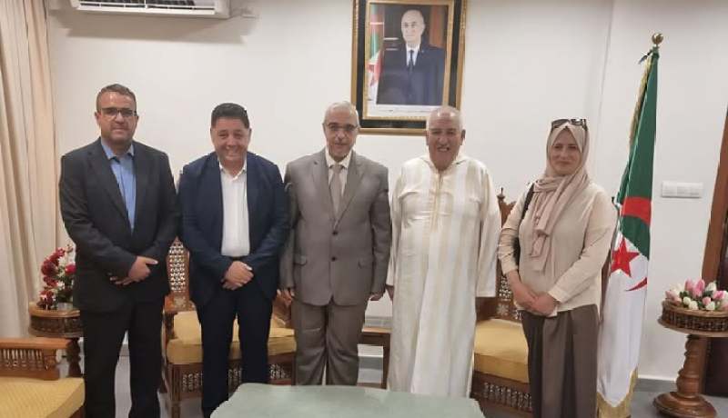 رئيس المجلس الإسلامي الأعلى يستقبل وفدا عن مركز الأمير عبد القادر للبحوث بإيطاليا