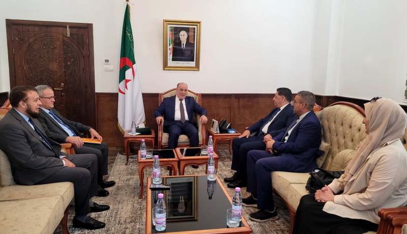 وزير الشؤون الدينية يستقبل وفدًا عن مركز الأمير عبد القادر للبحوث بإيطاليا