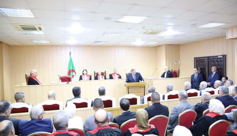 وزير العدل يشرف على تنصيب الرئيس الجديد لمجلس الدولة
