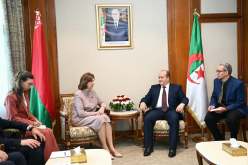 الوزير الأول يجري محادثات مع رئيسة مجلس الجمعية الوطنية لجمهورية بيلاروس