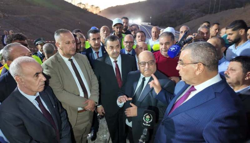 التجارب التقنية على مسافة 301 كلم من الخط المنجمي الشرقي الممتد على مسافة 422 كلم