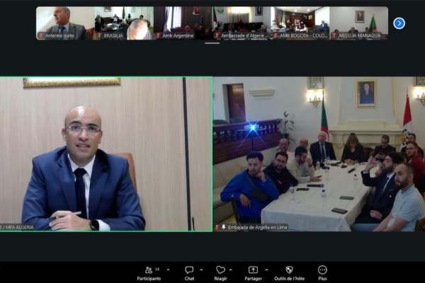 شايب يبحث مع الجالية الجزائرية بأمريكا الوسطى والجنوبية تحسين الخدمات القنصلية